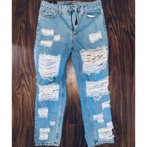 Women’s Distressed Jeans